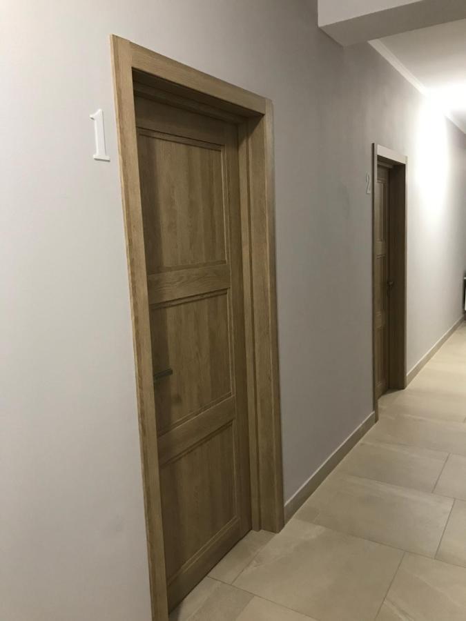 Leo Rooms Львов Экстерьер фото